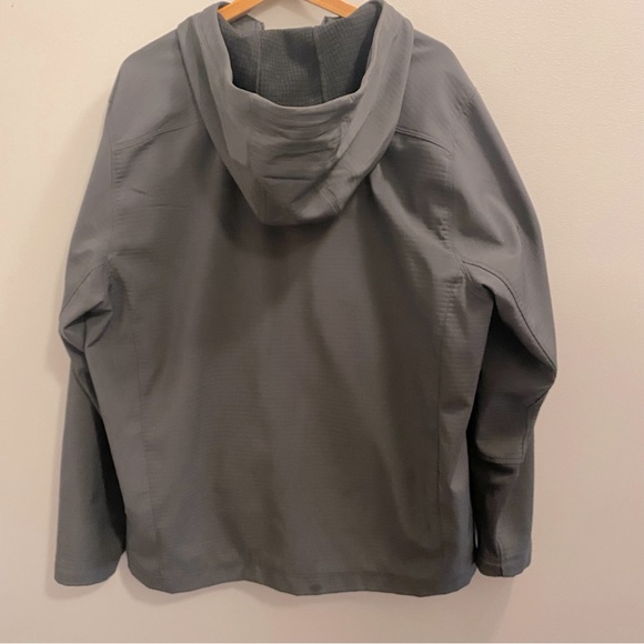 Active Shell Zip Up Jacket - Picture 3 of 5